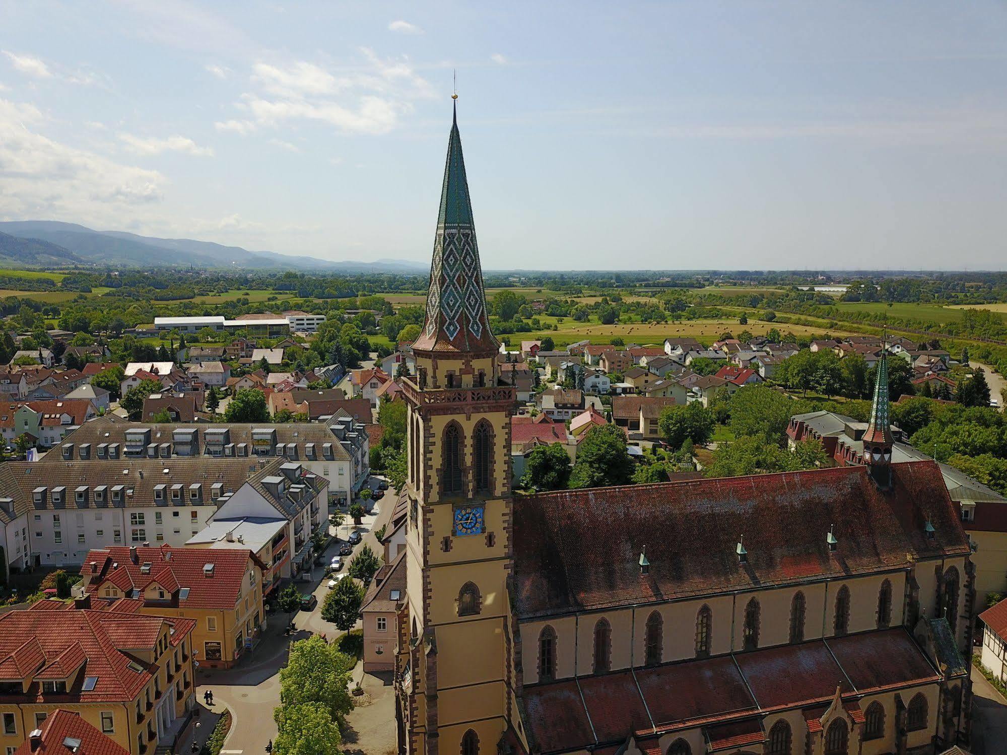 Landgasthof Ochsen Sinzheim Εξωτερικό φωτογραφία